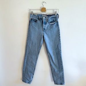 Levi's Wedgie Light Wash High Waisted Capsule Minimalist Light Jeans 27